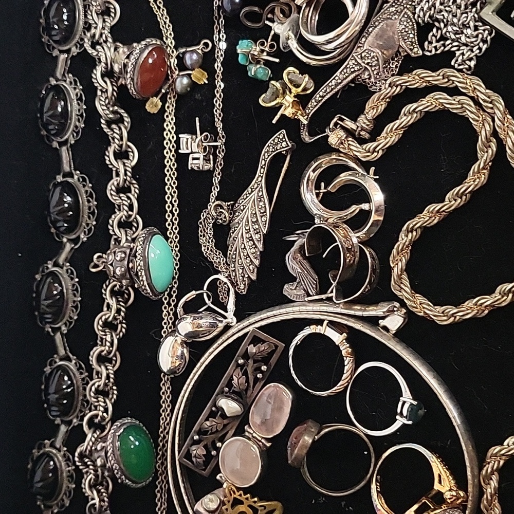 Live Show Listing Fri Oct 24, 5 :35To 9 PM Est Jewelry Vintage, co-host @K_art - Picture 5 of 6